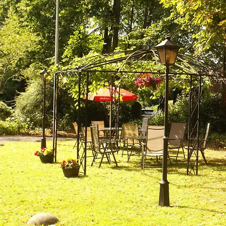 Haley's Szálloda 3*