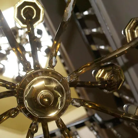 Haley's Szálloda 3*