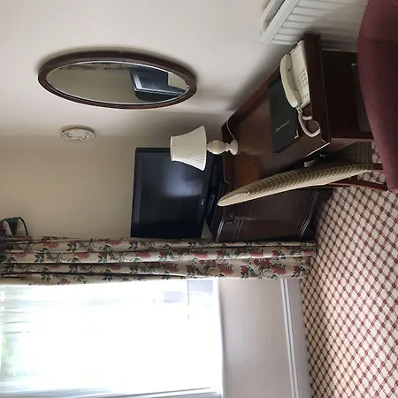 Haley's 3*