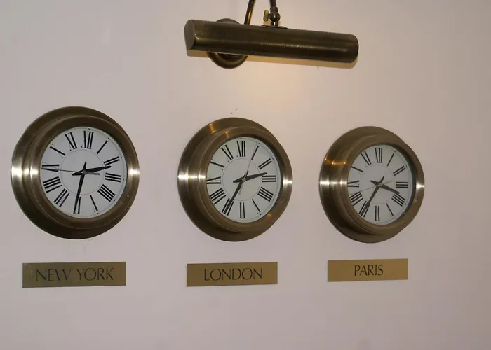 Haley's 3* Leeds (West Yorkshire)