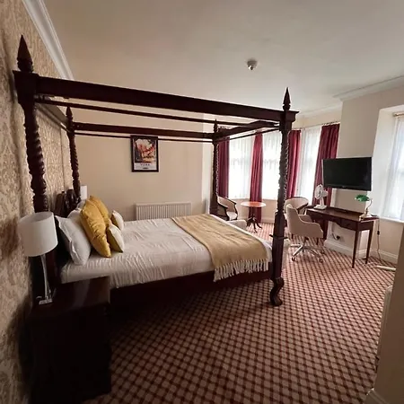 Haley's Leeds (West Yorkshire)