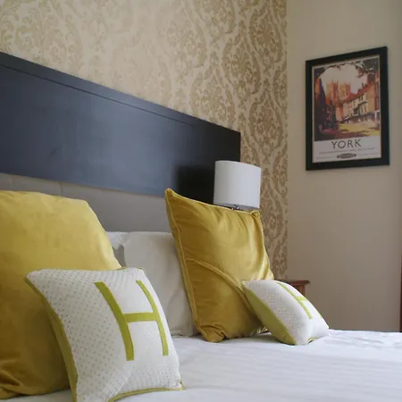 Haley's Hotel 3*