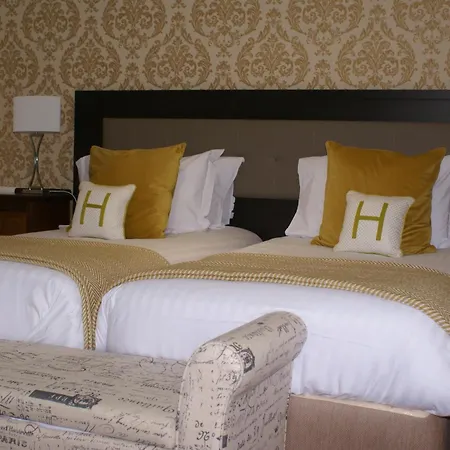 Haley's Otel 3*